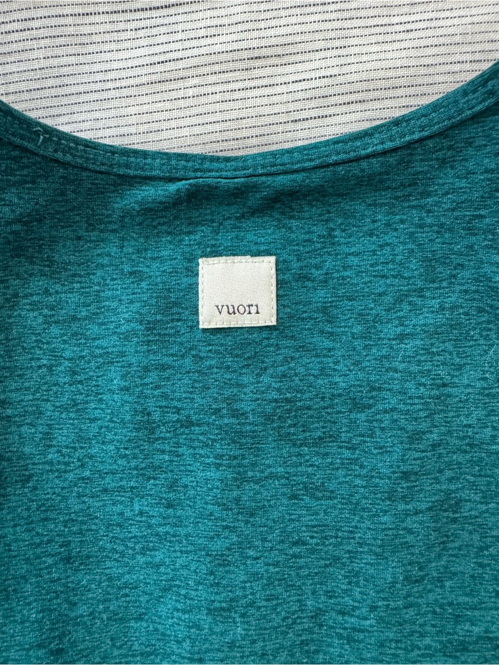 Dark Teal Cropped Tank Top - Vuori - Picture 4 of 4